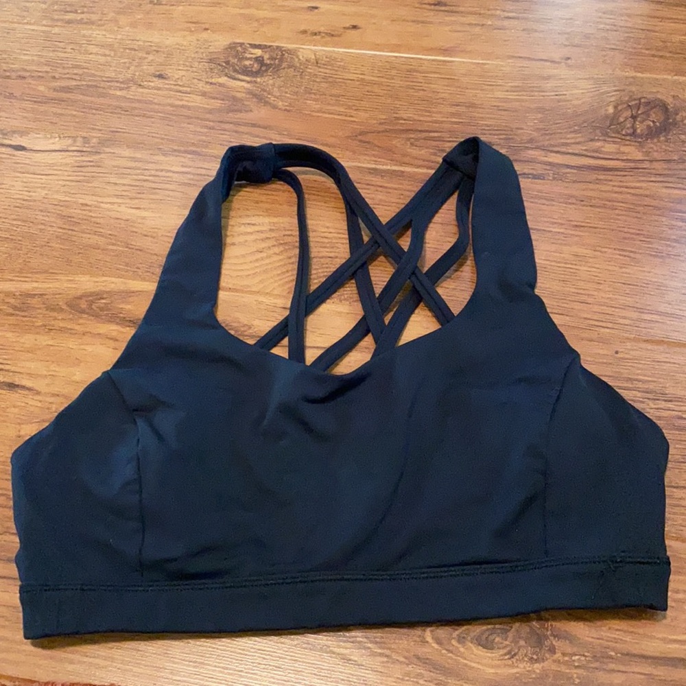 Lululemon sports bra black size 4